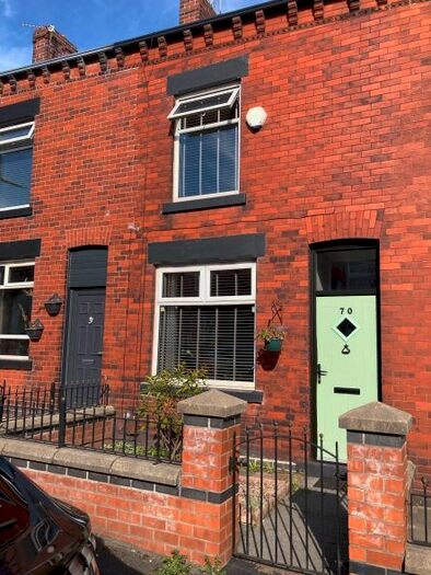 2 Bedroom Terraced House To Rent In Queensgate, Bolton, BL1
