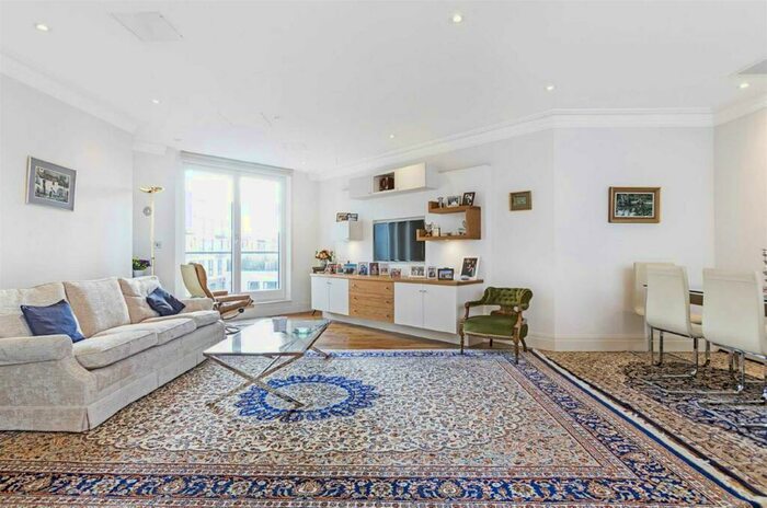 3 Bedroom Flat To Rent In West Heath Place Hodford Road Golders Hill, NW11