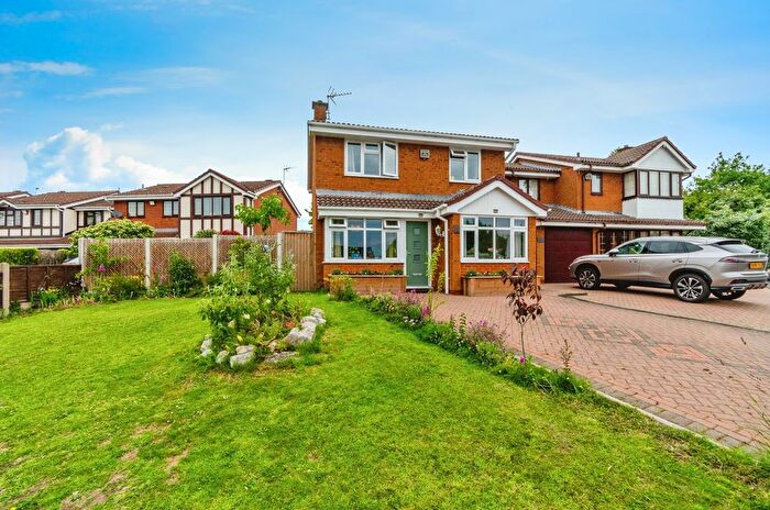 3 Bedroom Detached House For Sale In Gairloch Road, Willenhall, West Midlands, WV12