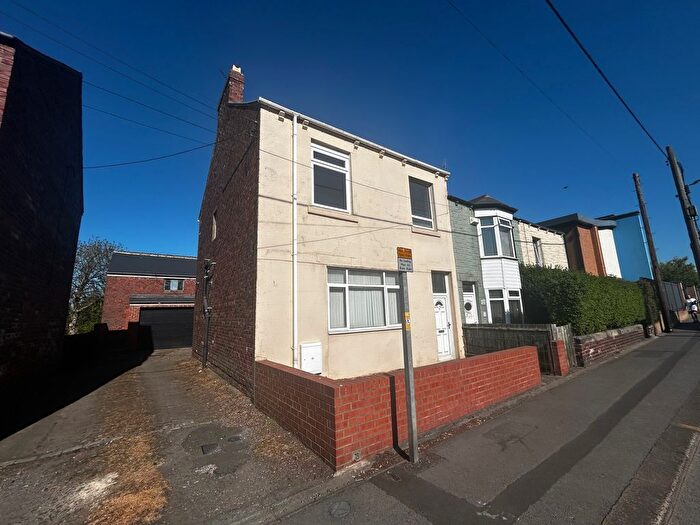 3 Bedroom Property To Rent In West View, Durham, DH7