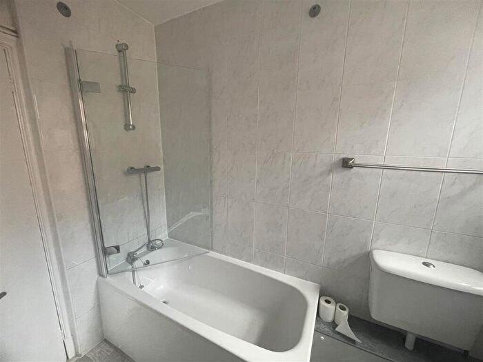 2 Bedroom Flat To Rent In Belgrave Road, Gloucester, GL1