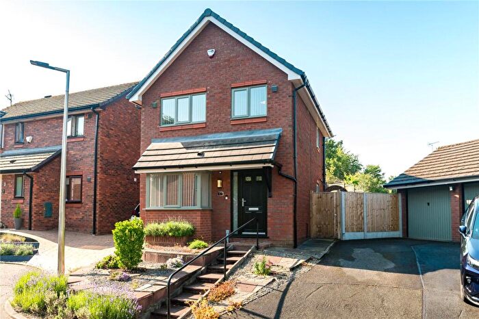 3 Bedroom House For Sale In Sykes Meadow, Edgeley, Stockport, Greater Manchester, SK3