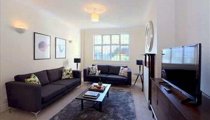 5 Bedroom Flat To Rent In Strathmore Court, Park Road, London, NW8