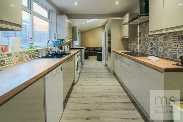 7 Bedroom Terraced House To Rent In Cottesmore Road, Lenton, Nottingham, NG7