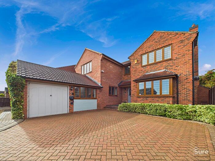 4 Bedroom Detached House For Sale In Kingsdale Croft, Stretton, DE13