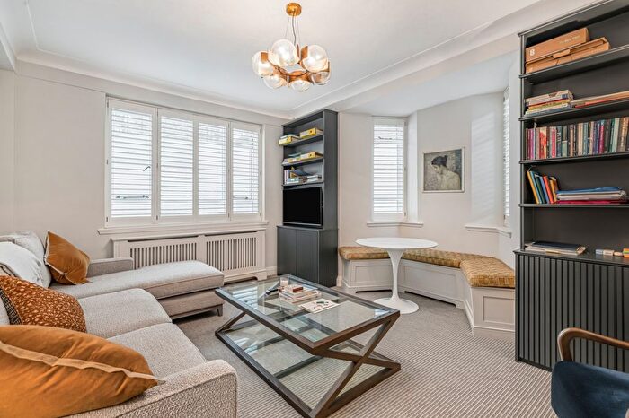 2 Bedroom Flat To Rent In Franklins Row, London, SW3