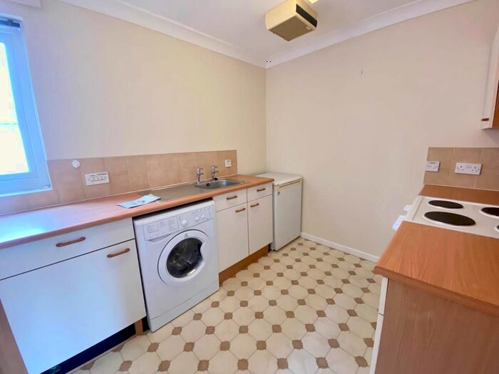 1 Bedroom Flat To Rent In Mannheim Quay, Swansea, SA1