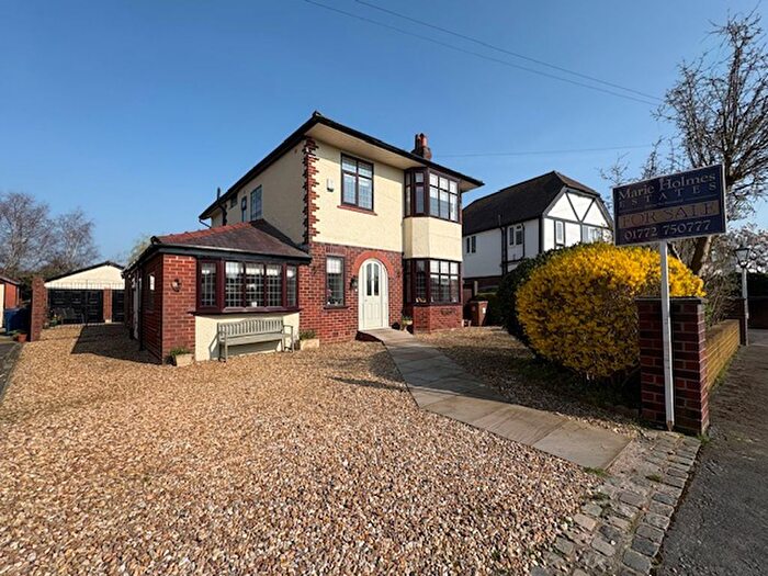 4 Bedroom Detached House For Sale In Carlisle Avenue, Penwortham, Preston, PR1