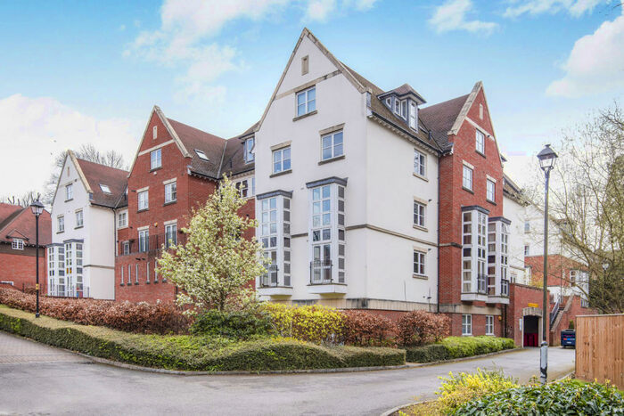 2 Bedroom Apartment To Rent In Keats House, Cottage Close, Harrow On The Hill, Middlesex, HA2