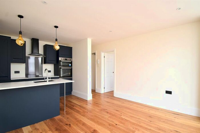 1 Bedroom Flat To Rent In Kenilworth Road, St. Leonards-On-Sea, TN38