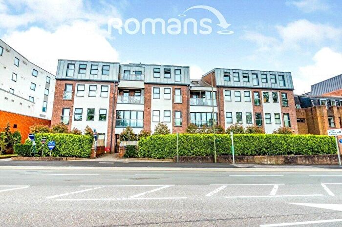 1 Bedroom Apartment For Sale In Upper Charles Street, Camberley, Surrey, GU15
