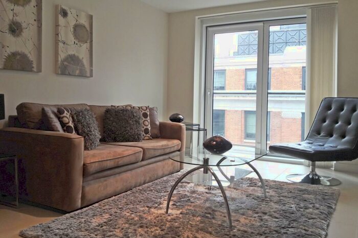 1 Bedroom Flat To Rent In City Road, Shoreditch, London, EC1Y