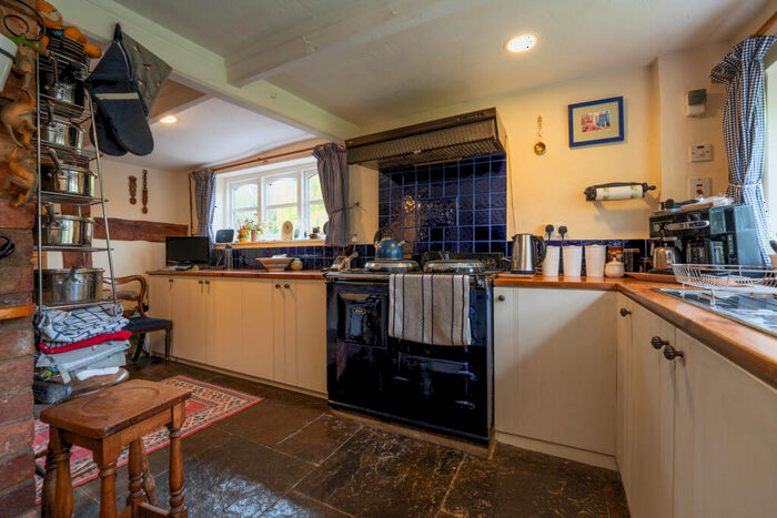 5 Bedroom Farm House For Sale In Longdon, Tewkesbury, GL20