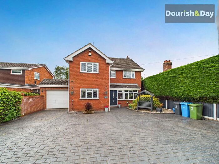 4 Bedroom Detached House For Sale In Top Road, Acton Trussell, ST17