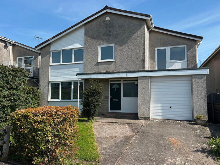 4 Bedroom Detached House For Sale In The Grove, Winscombe, BS25