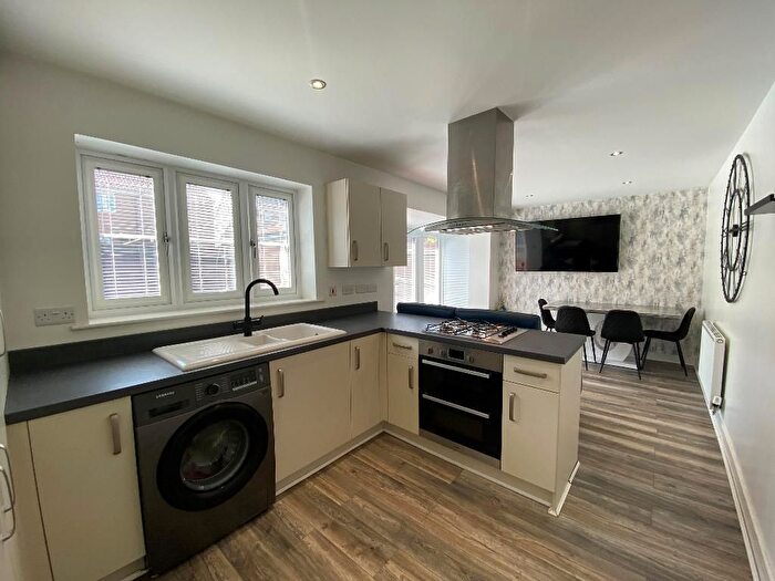 4 Bedroom Detached House For Sale In Holly Drive, Hessle, Hull, HU13