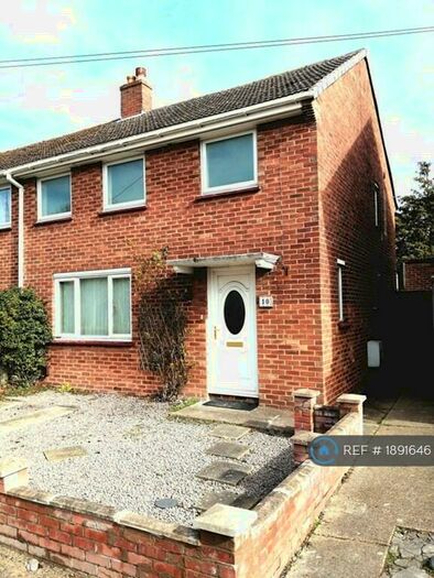 3 Bedroom Semi-Detached House To Rent In Tillyard Way, Cambridge, CB1