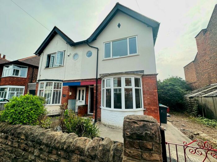 3 Bedroom Semi-Detached House To Rent In Forester Road, Nottingham, NG3