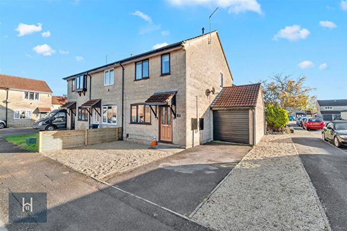 3 Bedroom End Terrace House For Sale In York Close, Yate, BS37