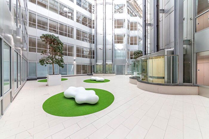 1 Bedroom Flat To Rent In Staines Road, Hounslow, TW3