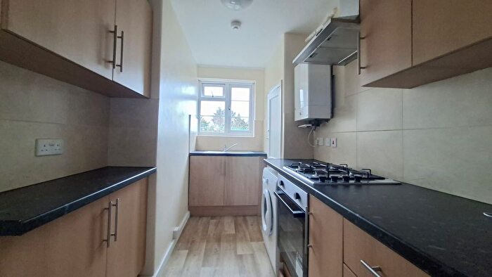 1 Bedroom Flat To Rent In Byron Road, Harrow, HA1