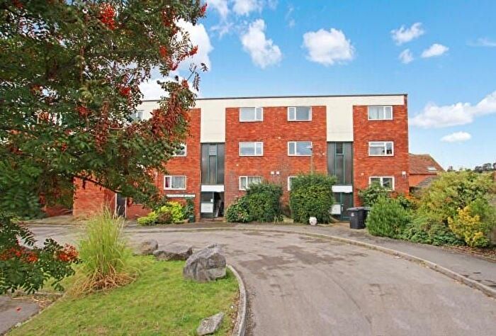 1 Bedroom Flat To Rent In Quantock Parade, North Petherton, Bridgwater, TA6