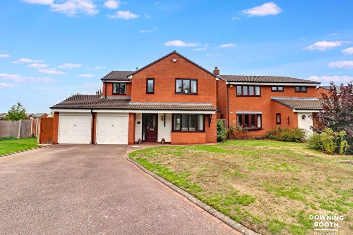 4 Bedroom Detached House For Sale In Meadow Croft, Streethay, WS13