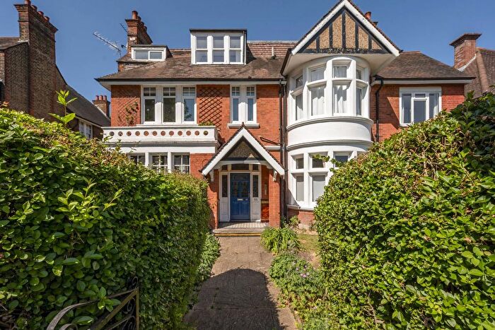 1 Bedroom Flat To Rent In Gwendolen Avenue, Putney, London, SW15