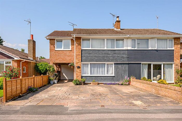 5 Bedroom Semi-Detached House For Sale In Tedder Road, Acomb, York, YO24
