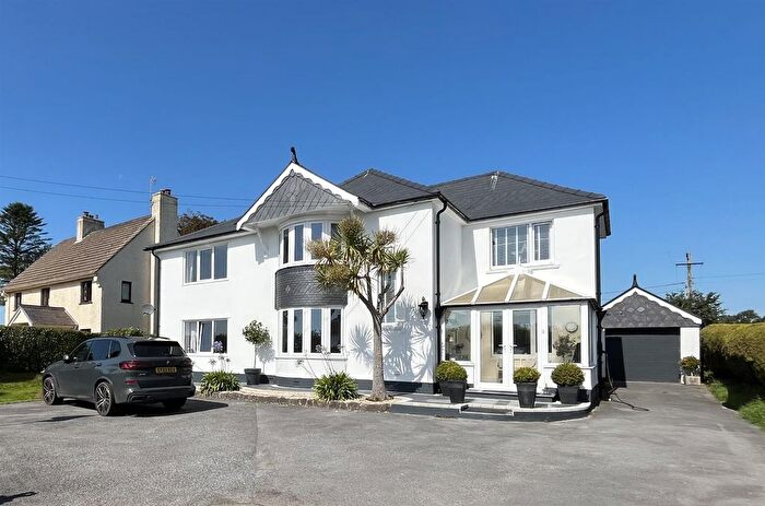 4 Bedroom Detached House For Sale In Pennard Road, Pennard, Swansea, SA3