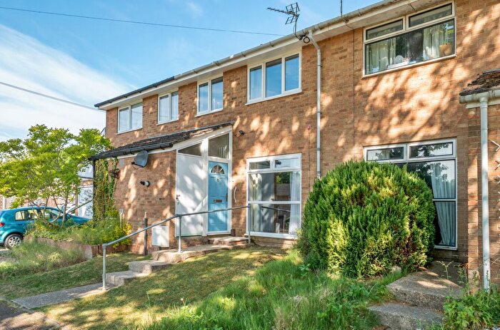 3 Bedroom Terraced House For Sale In Warbler Close, Lordswood, Southampton, Hampshire, SO16