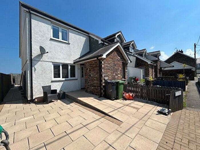 2 Bedroom End Of Terrace House To Rent In St Issey, PL27