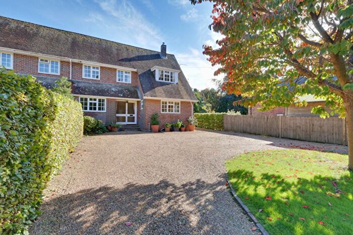 3 Bedroom Semi-Detached House For Sale In East Street, Hambledon, PO7