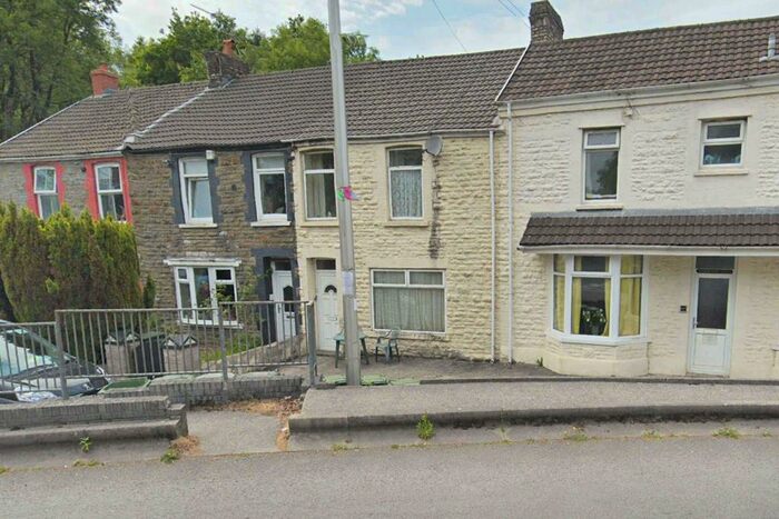 1 Bedroom Apartment To Rent In Woodland Terrace, Pontyclun, CF72