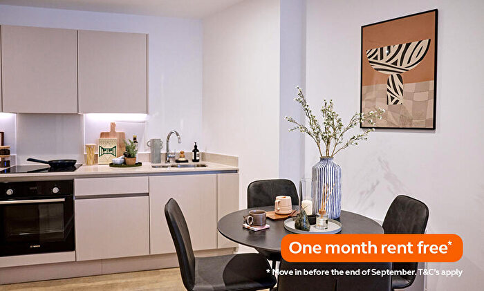 2 Bedroom Apartment To Rent In The Silver Yard, Birmingham Birmingham, B4