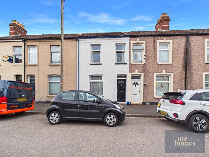 2 Bedroom Terraced House For Sale In Rolls Street, Riverside, Cardiff, CF11