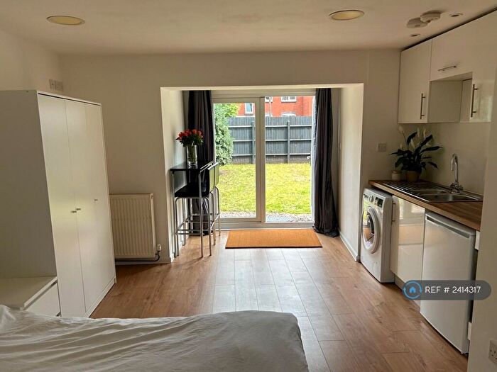 Studio To Rent In Whitley Village, Coventry, CV3