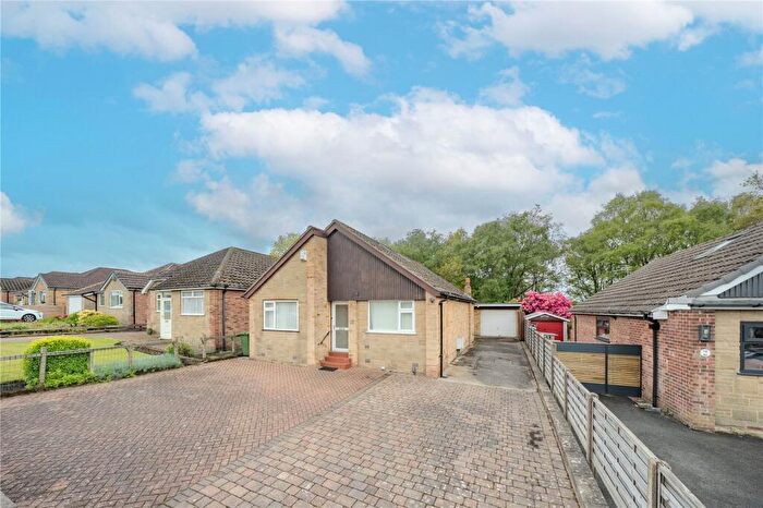 3 Bedroom Bungalow For Sale In Buckstone Avenue, Leeds, West Yorkshire, LS17