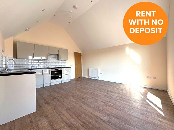 2 Bedroom Flat To Rent In Brockhurst Road, Gosport, Hampshire, PO12