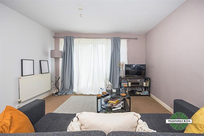 2 Bedroom Flat To Rent In Bedgebury Court, Hawker Place, E17