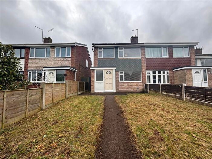 3 Bedroom Property To Rent In Cambrian Lane, Rugeley, WS15