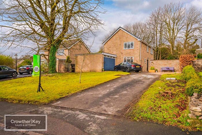 4 Bedroom Detached House For Sale In Park Road, Buxton, SK17