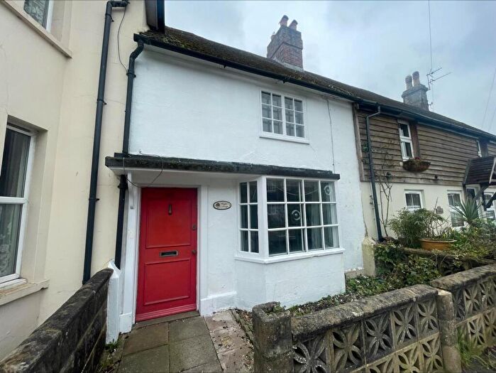 2 Bedroom Terraced House To Rent In High Street, Westham, BN24
