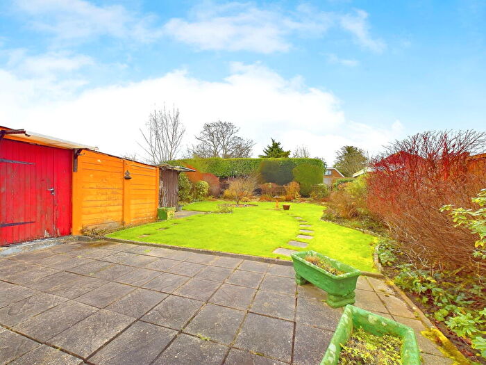 2 Bedroom Semi-Detached Bungalow For Sale In Ringley Road, Horsham, RH12