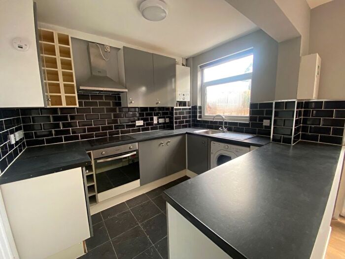 4 Bedroom Semi-Detached House To Rent In Coppice View Road, Sutton Coldfield, B73
