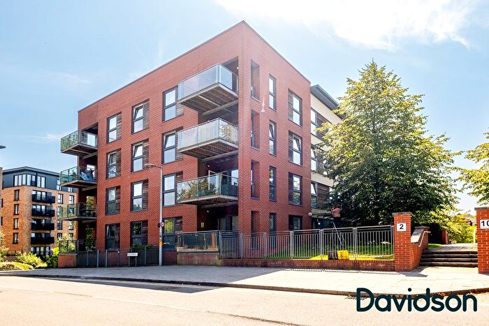 2 Bedroom Flat For Sale In Bell Barn Road, Park Central, Edgbaston, B15