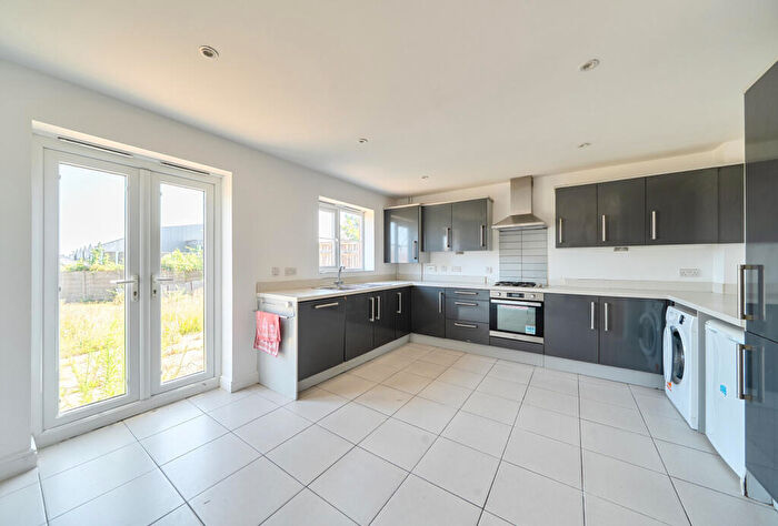 3 Bedroom End Of Terrace House For Sale In Magnolia Place, Harrow, HA2