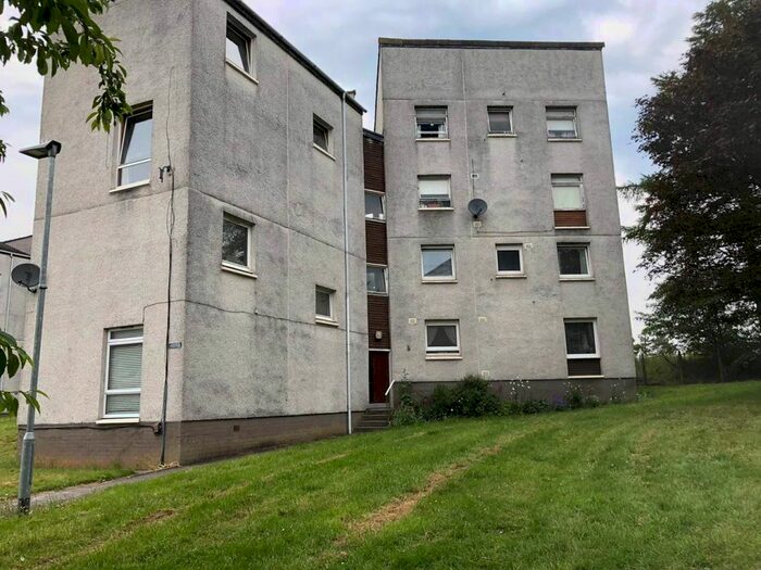 2 Bedroom Flat To Rent In Dochart Terrace, Dundee, DD2