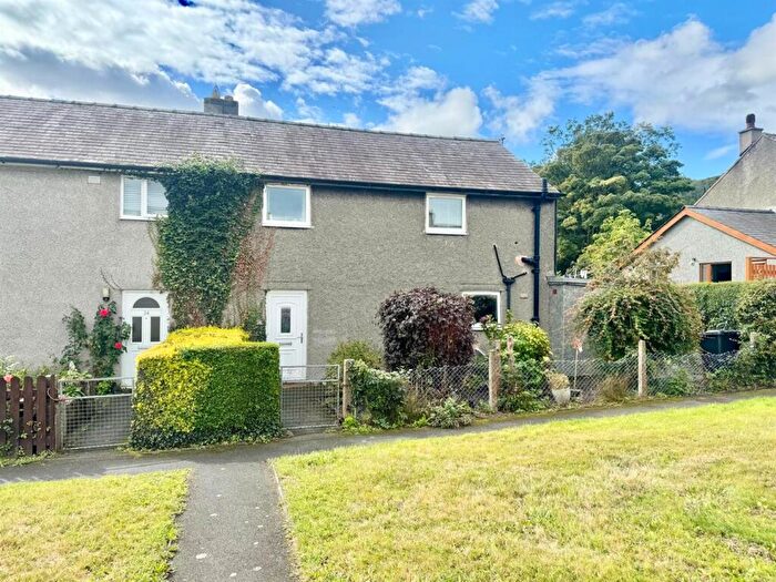 3 Bedroom House For Sale In Hendy, Tal-Y-Bont, Conwy, LL32