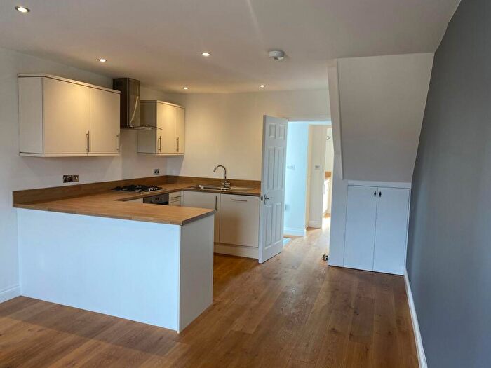1 Bedroom Maisonette To Rent In B Dunnings Road East Grinstead West Sussex, RH19